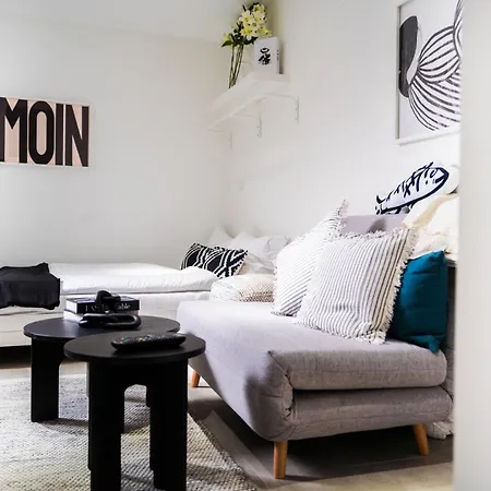Apartment 1 Bedroom - Lage - Kaffee - Wifi - Modern - Parkplaetze *